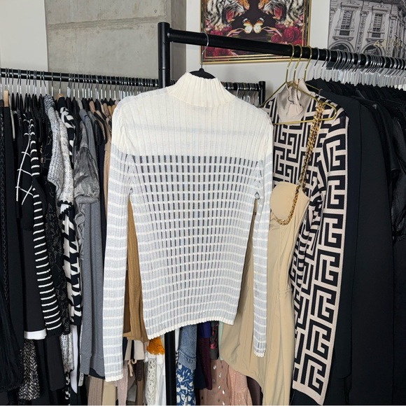Akris Cream Sheer Grid Mulberry Silk Turtleneck Ribbed Knit Top Womens US 8 EUC - Picture 9 of 12